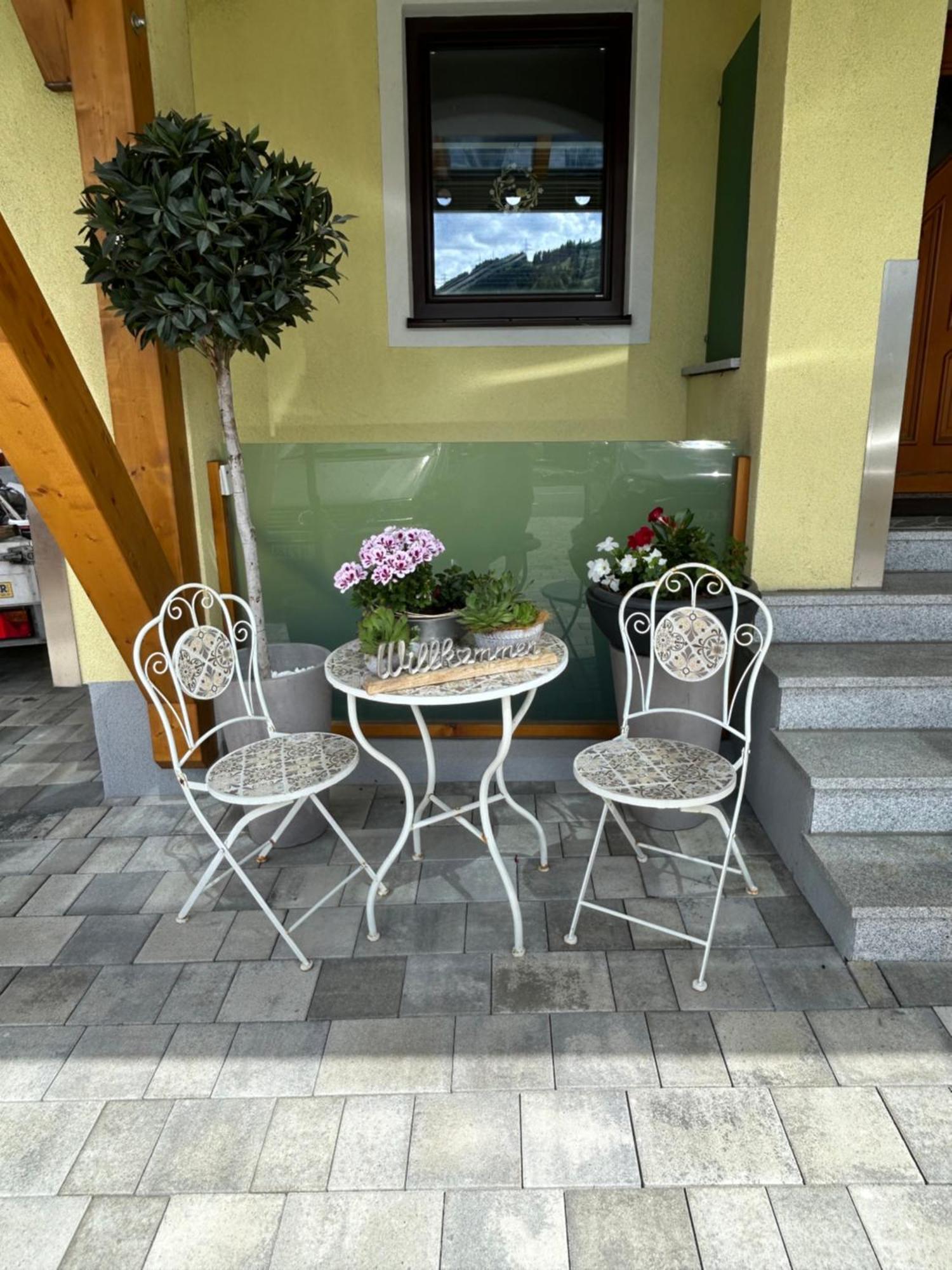 カプルーンHaus Laubreuterアパートメント エクステリア 写真